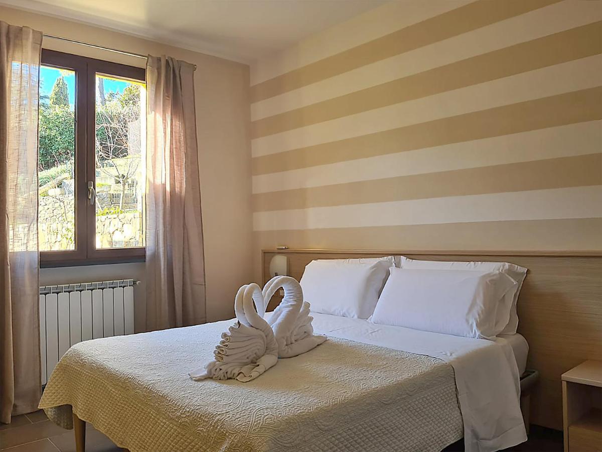 Agriturismo La Pietra La Spezia Esterno foto