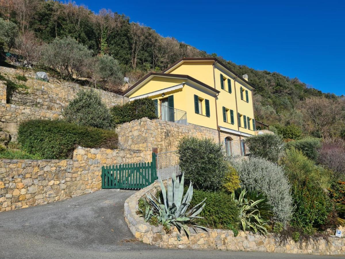 Agriturismo La Pietra La Spezia Esterno foto