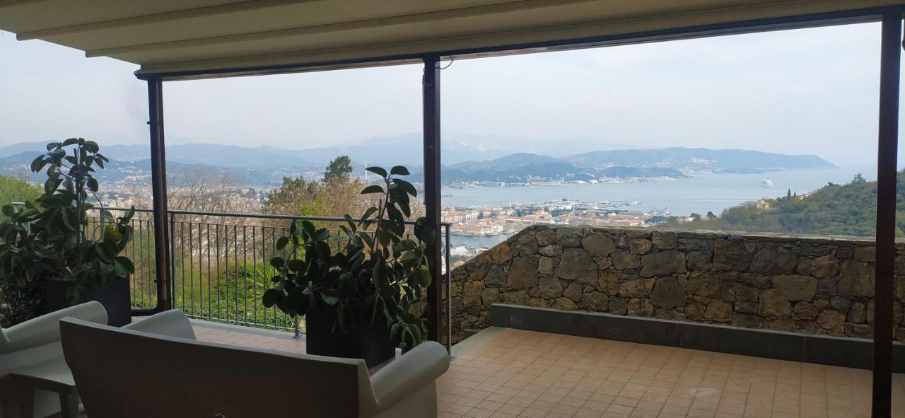 Agriturismo La Pietra La Spezia Esterno foto
