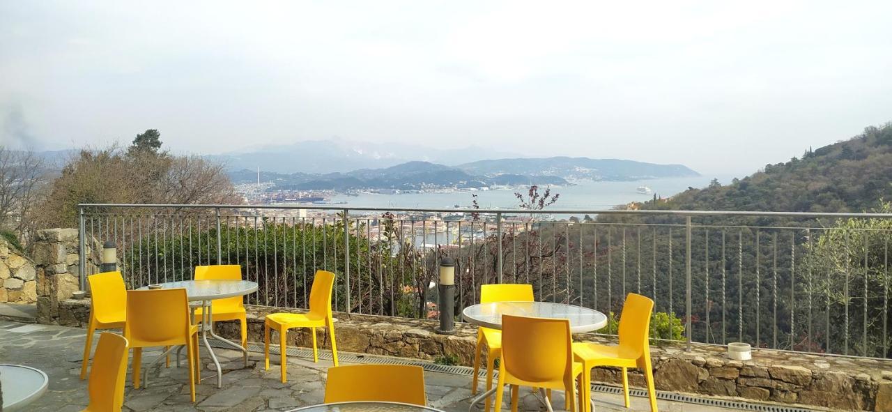 Agriturismo La Pietra La Spezia Esterno foto