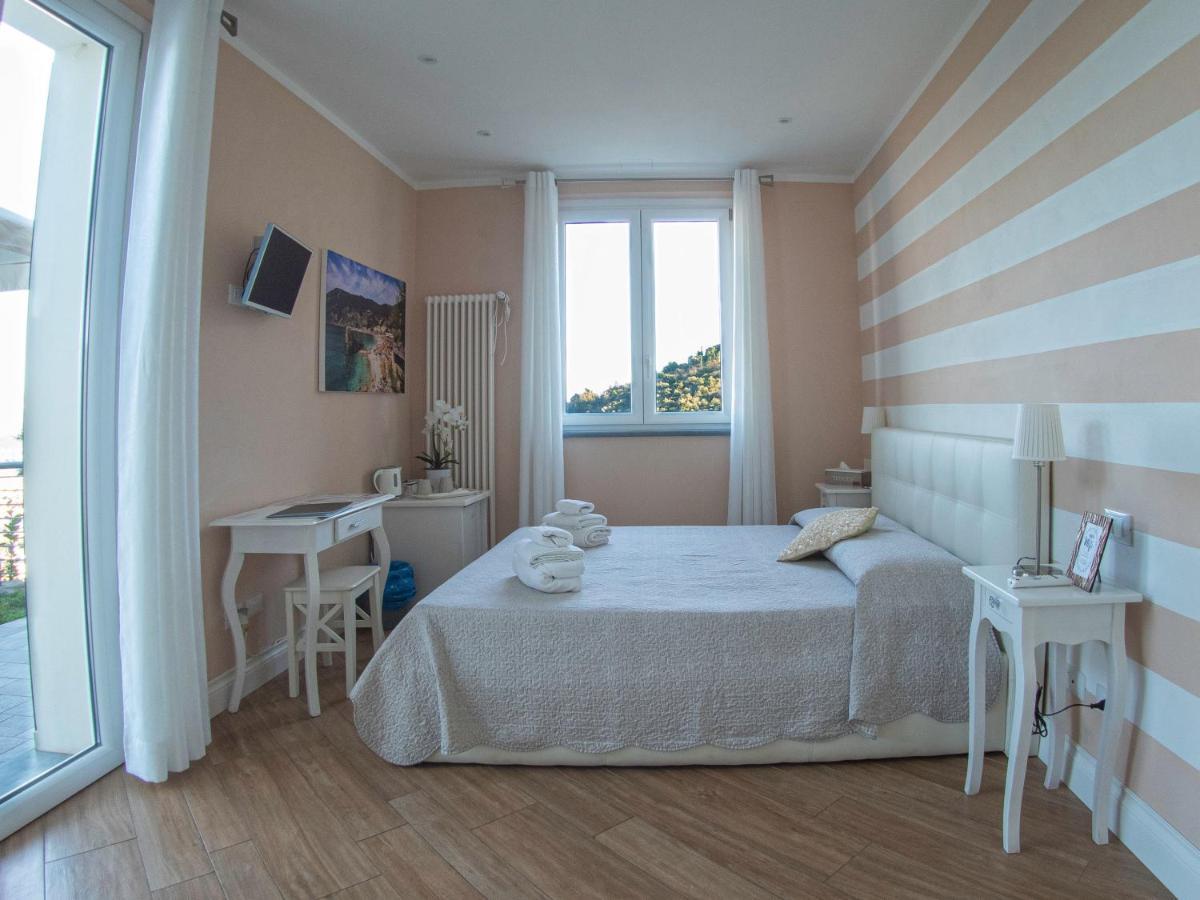 Agriturismo La Pietra La Spezia Esterno foto
