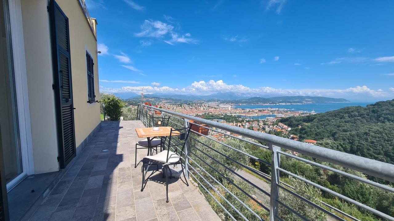 Agriturismo La Pietra La Spezia Esterno foto